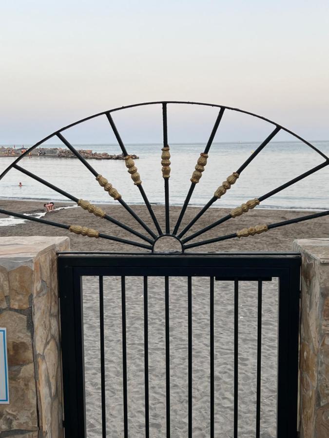 אסטפונה Playa Cristo Amazing Beach Terrace Appartment מראה חיצוני תמונה